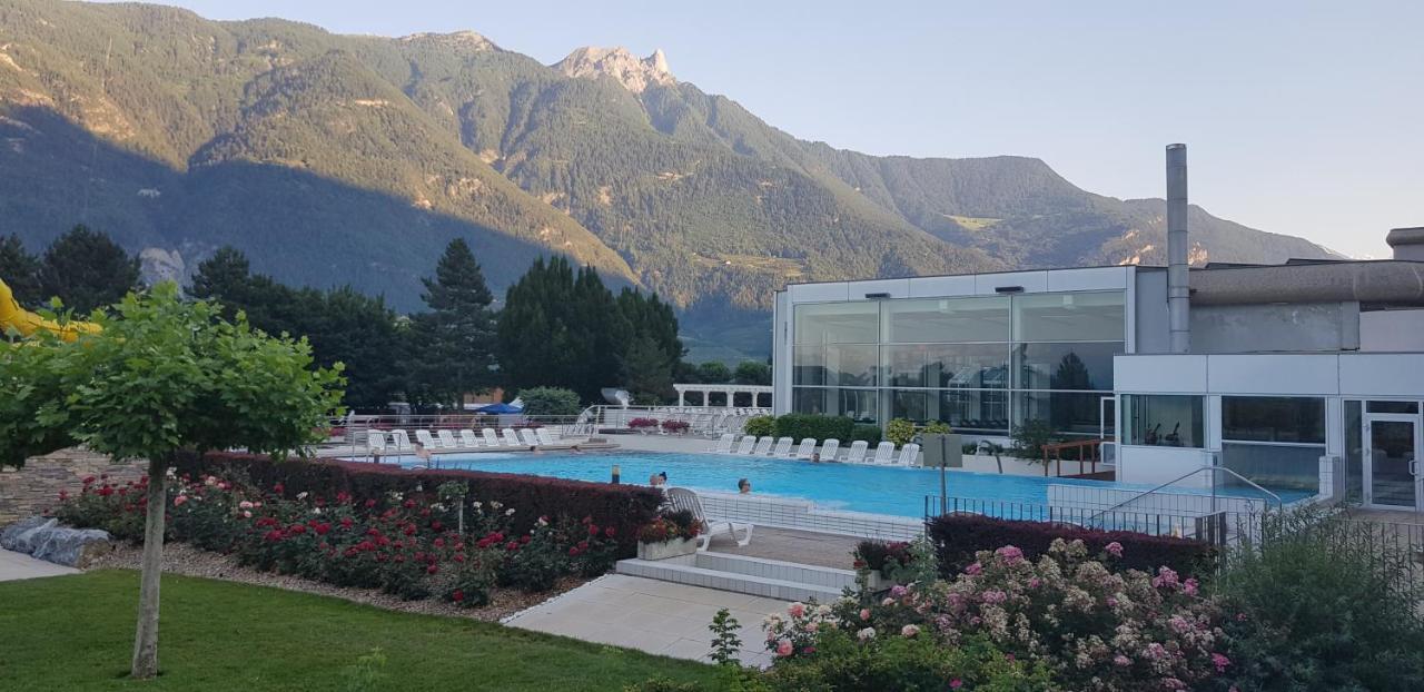 Un Moment De Detente Inoubliable Saillon-Les-Bain Luaran gambar